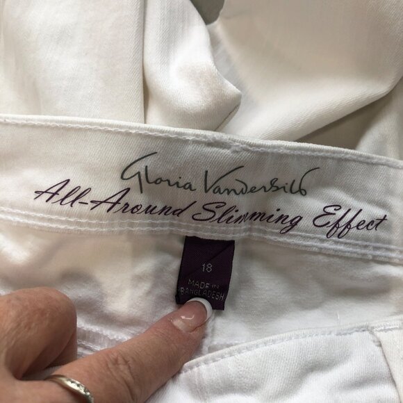 Gloria Vanderbilt Capri Womens Size 18 White Jean Pockets Denim Pants - Picture 6 of 10